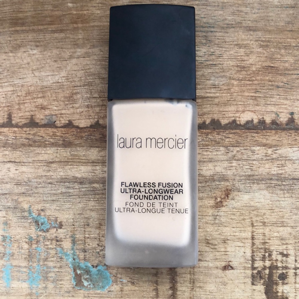 Laura Mercier Flawless fusion foundation Macadamia